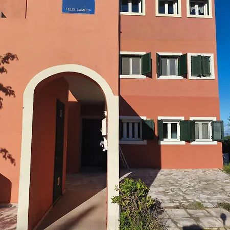 Corfu Comfort * Alepou